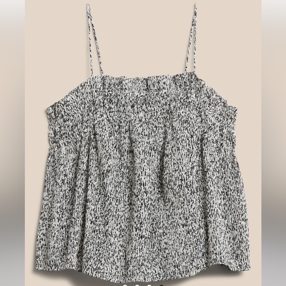 Banana Republic Pleated Camisole, Size Small.